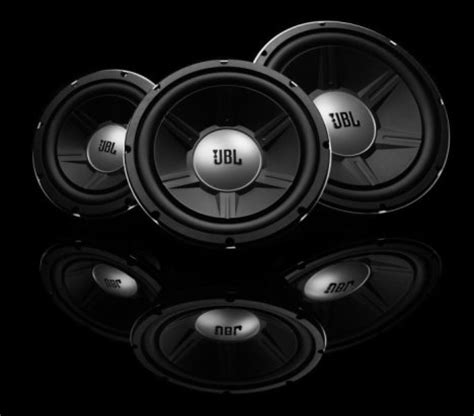 JBL GTO Subwoofers | Ubergizmo