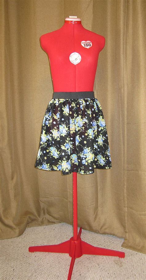 Simple Elastic Waistband Skirt | Sew Worthy