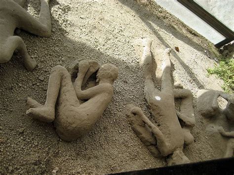 Body casts at Pompeii | Pompeii italy, Pompeii, Pompeii ruins