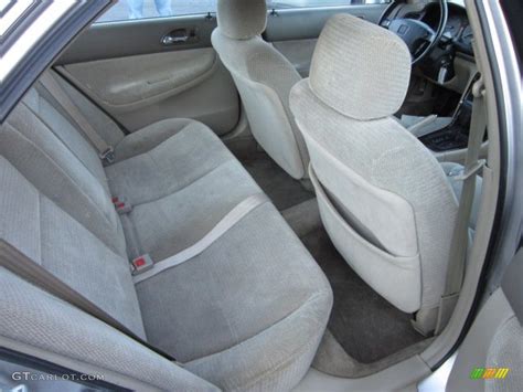 Ivory Interior 1997 Honda Accord SE Sedan Photo #56916147 | GTCarLot.com