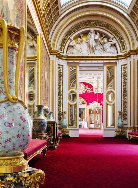 Cross Gallery | Palace interior, Buckingham palace, British interior