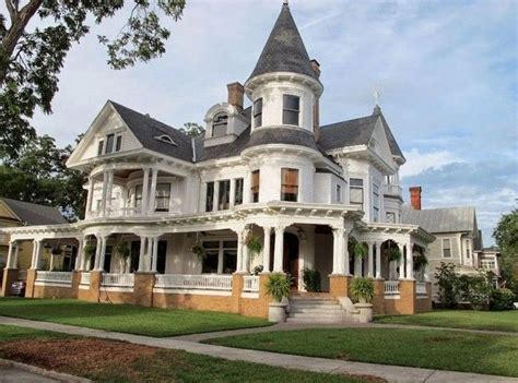 36 Stunning Victorian Farmhouse Exterior Design Ideas in 2020 ...