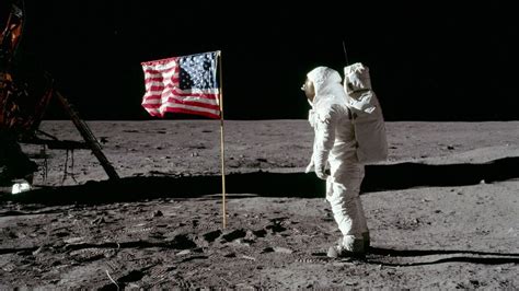 The most beautiful photos taken on the Apollo 11 mission - BBC Future