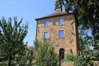 château du Colombier à Saint-julien, loue chambres d'hôtes