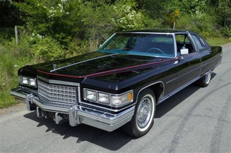 1976 Cadillac Coupe DeVille d'Elegance - Classic Cadillac DeVille 1976 ...