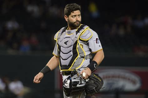 Pirates catcher Francisco Cervelli giving up position after concussions