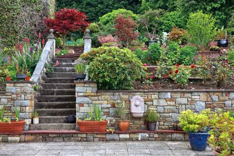 5 Reasons Why Landscaping on a Hill is a Landscaper’s Paradise ...