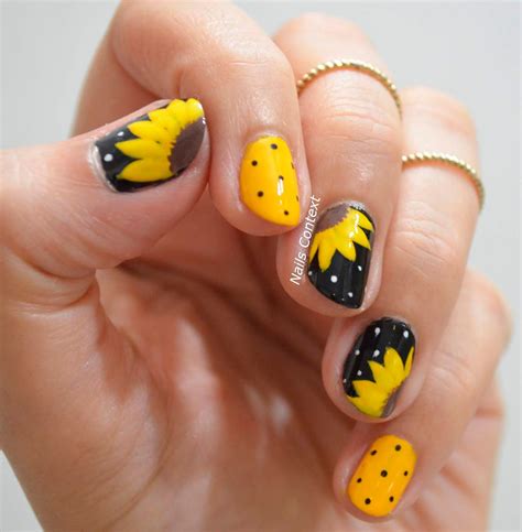 Nails Context: Sunflowers