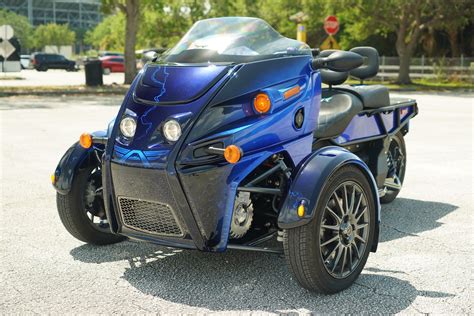 Test ride: Arcimoto 3-wheeled electric vehicles, cranking fun to the max!