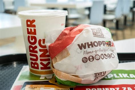 Facts You Never Knew About the Burger King Whopper | Reader's Digest