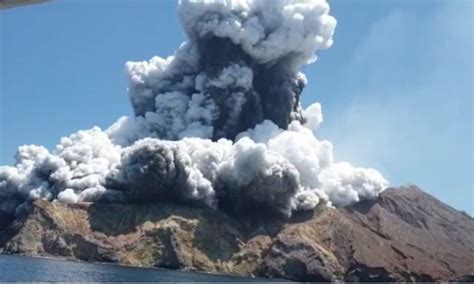 Whakaari/White Island: The science of the eruption, and why there was no warning | The Spinoff