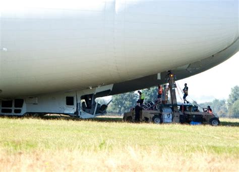 Airlander 10 Crash Photos: World’s Largest Aircraft Nosedives On Just Second Test Flight At ...