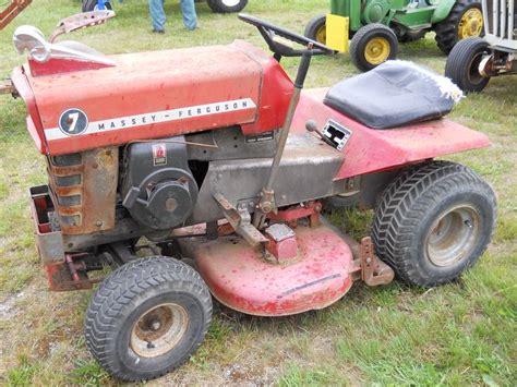 Massey Ferguson 7 https://www.youtube.com/user/Viewwithme | Vintage tractors, Lawn mower racing ...