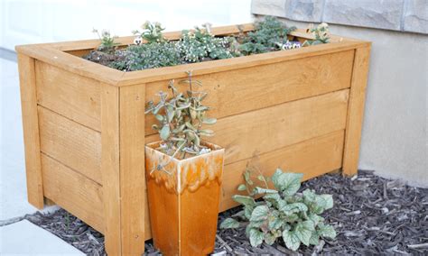 $23 DIY Planter Box – DIY Home Improvement and Projects | LRN2DIY