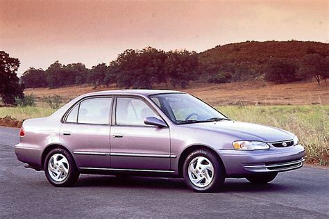 1998-02 Toyota Corolla | Consumer Guide Auto