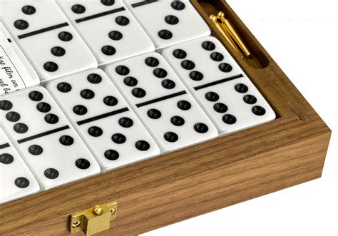 5 Best Dominoes Sets Reviewed in Detail (Nov. 2024)