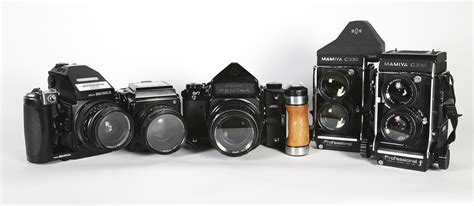 Medium Format Cameras Gear Guide - Help Wiki