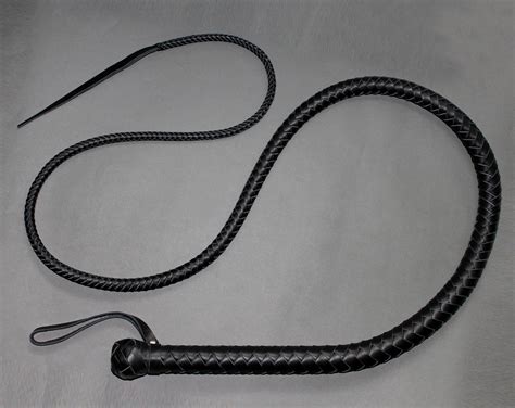 Leather Bull Whip / BDSM Bullwhip / Single Tail Whip / BDSM - Etsy UK