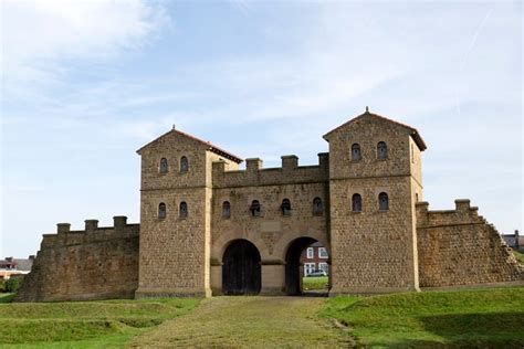 Roman Forts - Historic European Castles