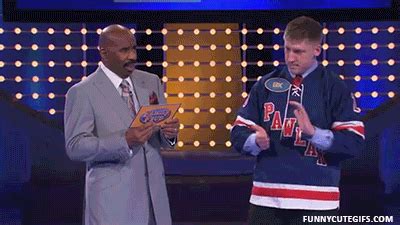 14 Steve Harvey Reaction Gifs - Gallery | eBaum's World