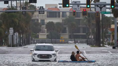 Hurricane Idalia: St. Pete beach towns underwater | Miami Herald