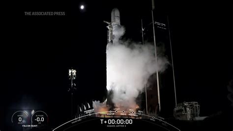 SpaceX launches Jupiter 3 satellite into orbit