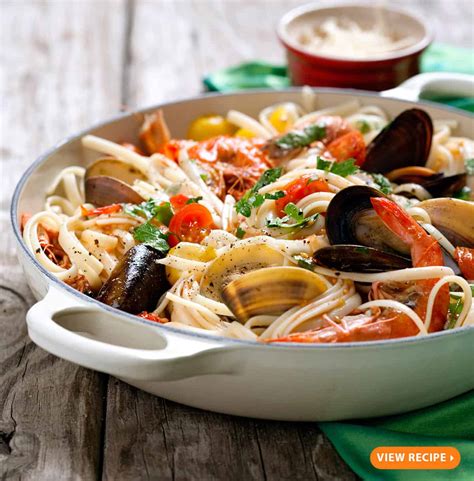 A Scrumptious Healthy Treat to Enjoy: Seafood Pasta Recipes