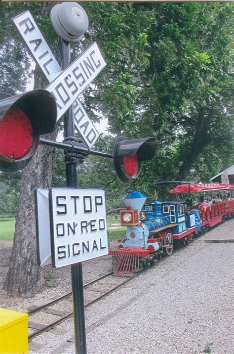 Eddie's Rail Fan Page: The San Antonio Zoo Train. San Antonio Texas ...