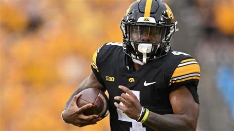 2023 Big Ten Championship Game odds, line, spread: Iowa vs. Michigan ...