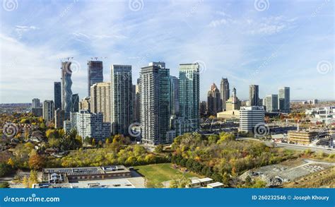 High Rise Towers, Mississauga Skyline, Mississauga, Ontario, Canada ...