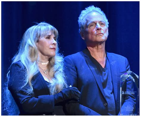 Stevie Nicks and Lindsey Buckingham Reunite to Honor Christine McVie’s ...