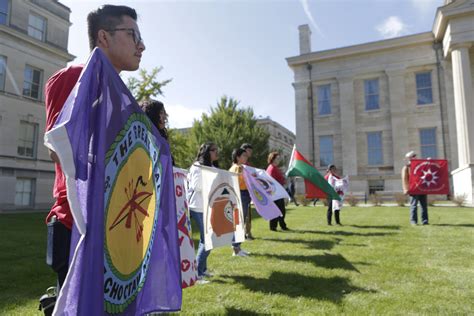 Iowa City Public Library hosted a mural walk to showcase some of the area’s newest artwork - The ...