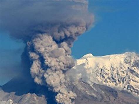 ALASKA VOLCANO ERUPTS AGAIN Aviation alert raised to red