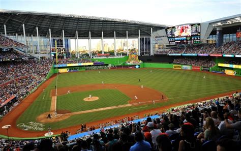 Cardinals, Marlins Park top Marlins - CBSSports.com