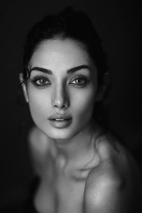 Фотограф Babak Fatholahi - Shademaneh #1716087. 35PHOTO | Black and white portraits, White ...