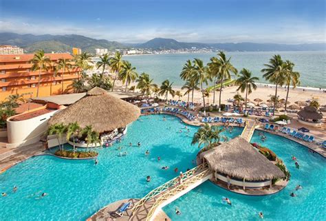 Sunscape Puerto Vallarta vacation deals - Lowest Prices, Promotions, Reviews, Last Minute Deals ...