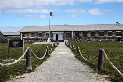 Robben Island Day Tour (South Africa) - Distant Journeys