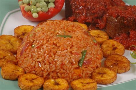 Chicken Jollof Rice Ghana / How to cook jollof rice the ghanaian way ...