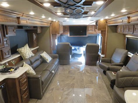 Monaco Signature - LiT RV