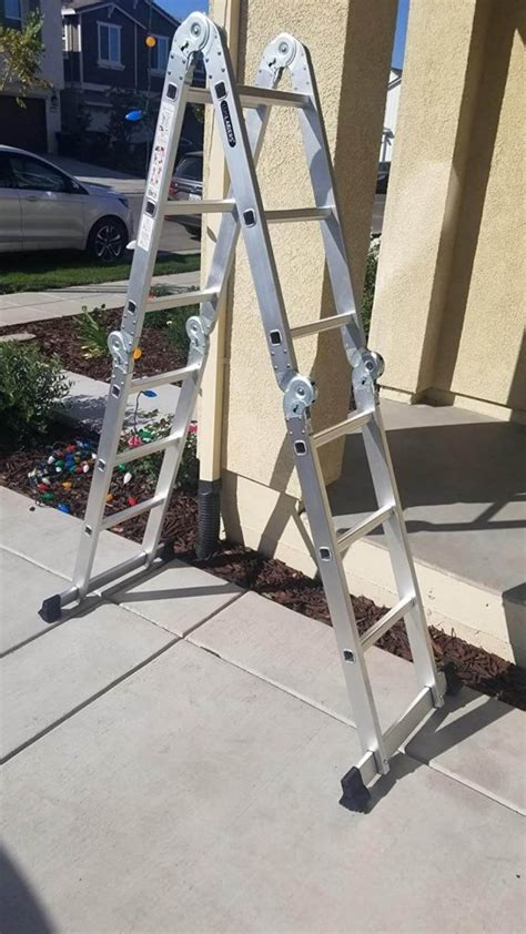 2022's Best Ladders for Gutter Cleaning (TOP 6) Reviews