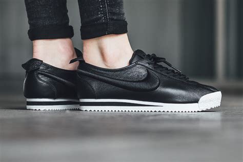 These Black and White Nike Cortez '72 Colorways Are for the Minimalist ...