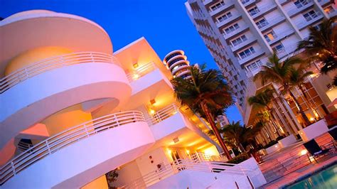 Best Oceanfront Hotels in Miami Beach & South Beach