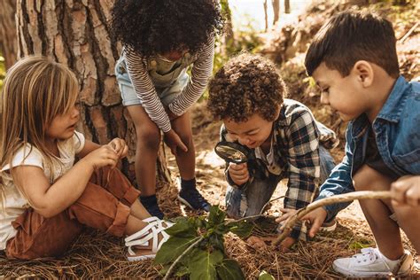 Kids exploring in forest with a magnifying glass | Children … | Flickr