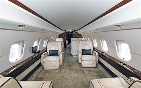 2011 BOMBARDIER GLOBAL EXPRESS XRS S/N 9423 - Leader Luxury