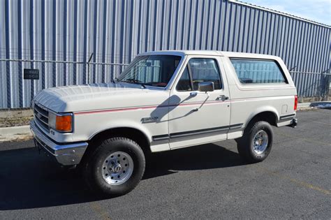 1989 Ford Bronco Custom 5-Speed for sale on BaT Auctions - sold for $4,600 on January 29, 2020 ...