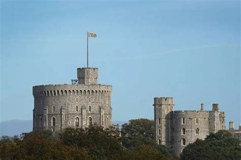 Best Windsor tourist attractions and the weirdest and funniest reviews ...