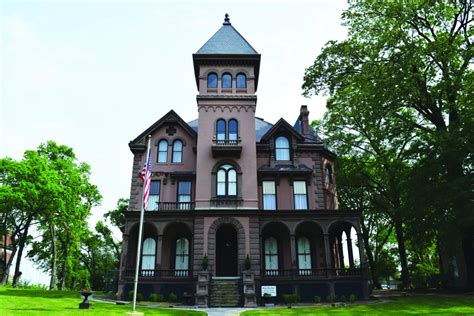 7 Outstanding Historic Tennessee Homes