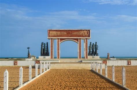 La porte du non-retour à Ouidah au Bénin. | Patrimoine culturel ...