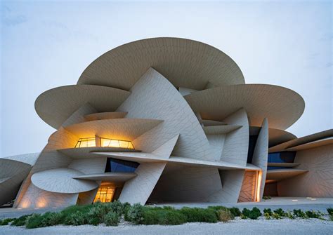 10 Most Famous Modern Architects in the World - Vila Menty