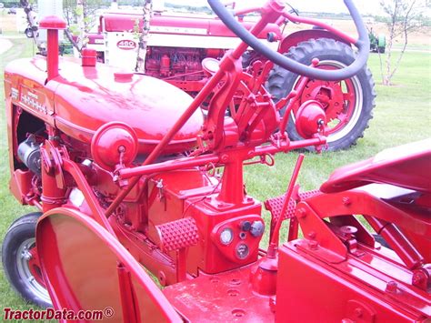 TractorData.com Farmall 200 tractor photos information